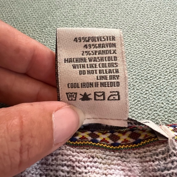 American Rag Knit Poncho Shirt with Lace (size: S/M) - Picture 4 of 4